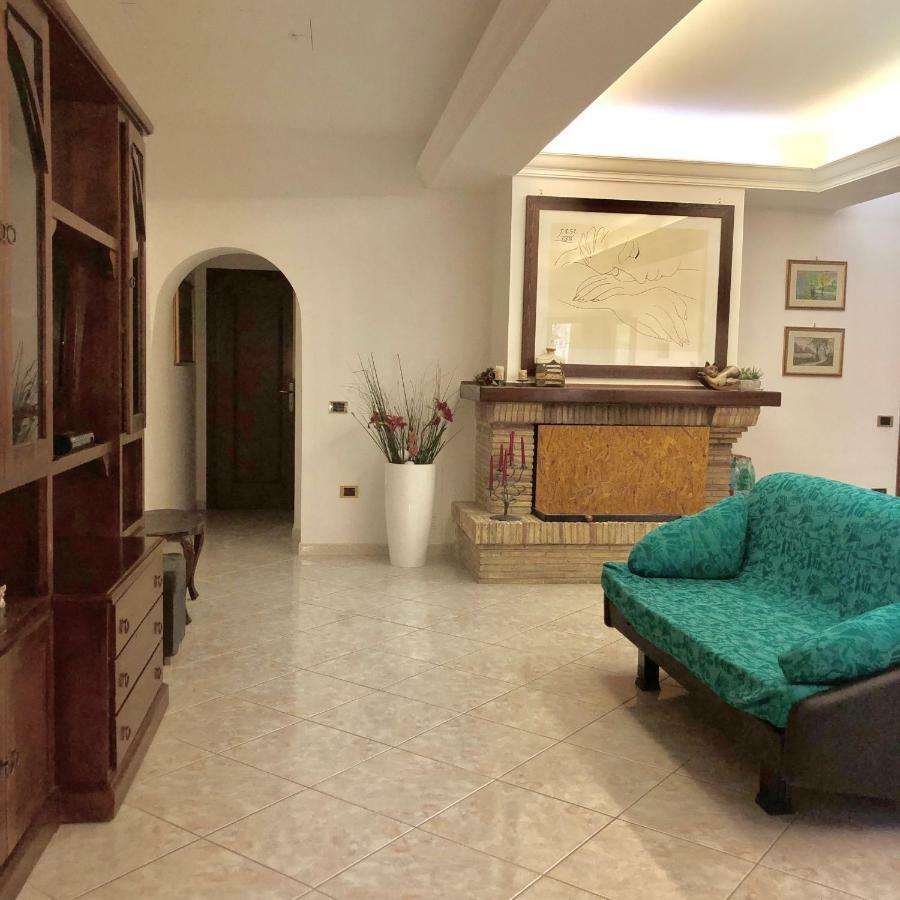 La Residenza Dei Papi Vila Papigno Exterior foto