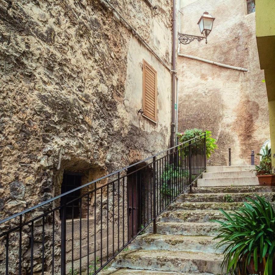 La Residenza Dei Papi Vila Papigno Exterior foto