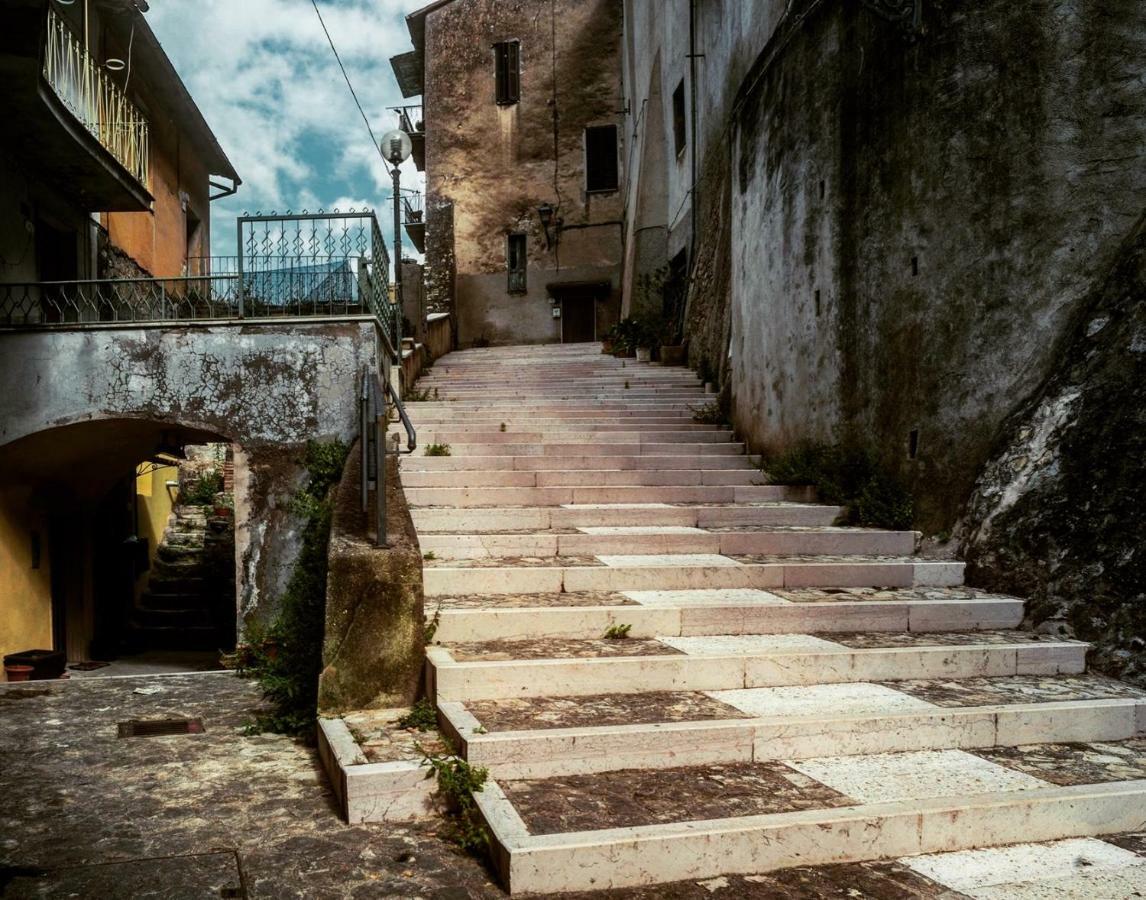 La Residenza Dei Papi Vila Papigno Exterior foto